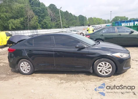 2018 Hyundai Elantra Se z USA, uszkodzony, nr VIN 5NPD74LF8JH308431